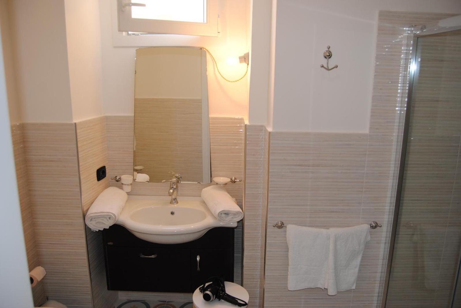 B & B Palazzo Maestro & Corte Maestro Rooms Gallipoli Szoba fotó