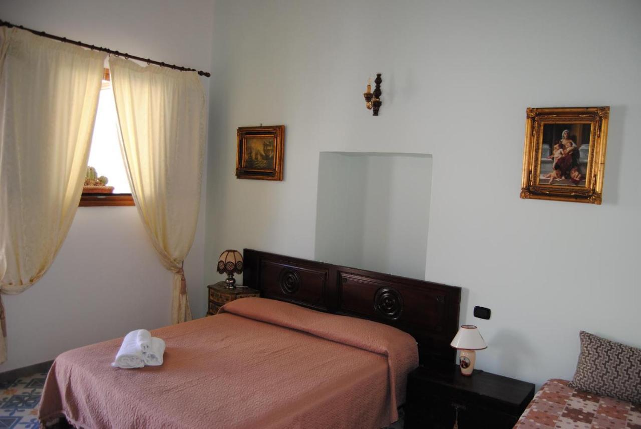 B & B Palazzo Maestro & Corte Maestro Rooms Gallipoli Kültér fotó